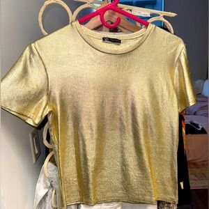Gold crew cut metallic shirt M